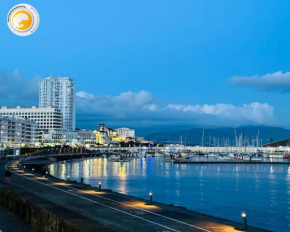 Azor International Apartment I